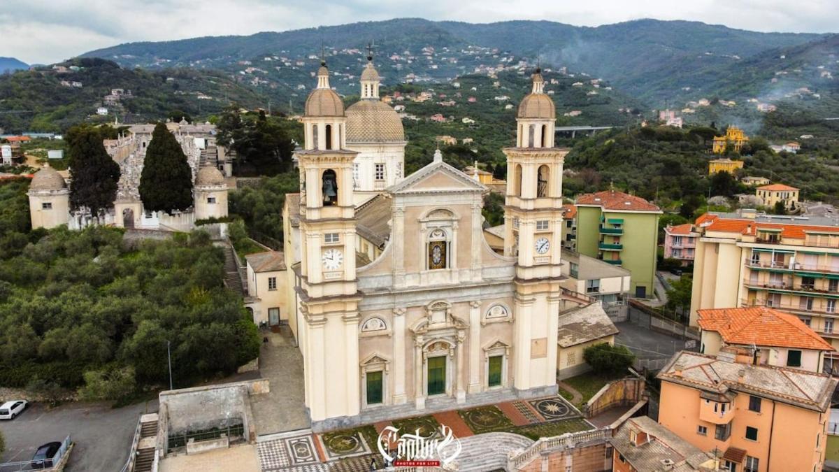 Super Vista Al Grattacielo Di Lavagna Apartment Exterior photo